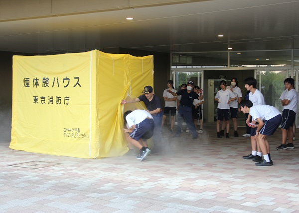 060918 高１防災訓練 (21).JPG